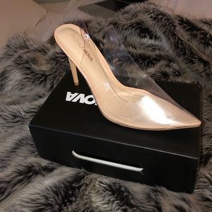 Fashion Nova’s She’s On Fire Pump- Nude